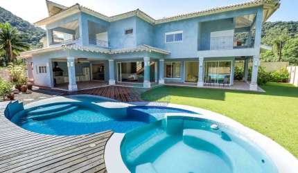 Casa para venda em Recanto Da Lagoinha de 506.00m² com 5 Quartos, 5 Suites e 4 Garagens