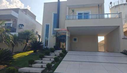 Casa para alugar em Parque Residencial Itapeti de 270.00m² com 3 Quartos e 3 Suites