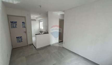 Apartamento para alugar em Madureira de 42.00m² com 2 Quartos