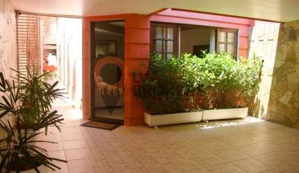 Casa para venda em Parque Santana de 132.00m² com 3 Quartos, 1 Suite e 2 Garagens