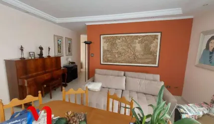 Casa para venda em Jardim São Caetano de 396.00m² com 4 Quartos, 1 Suite e 2 Garagens
