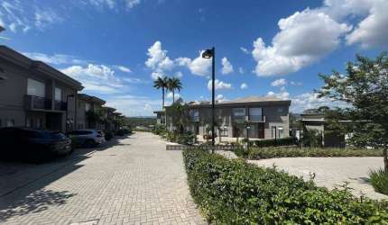 Casa de Condomínio para venda em Quinta Das Parreiras de 134.00m² com 3 Quartos, 3 Suites e 2 Garagens