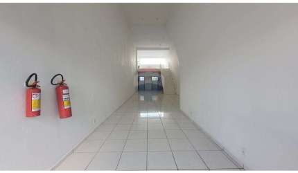 Sala Comercial para alugar em Jardim Girassol de 175.00m² com 2 Garagens