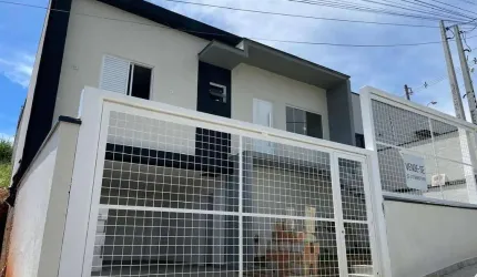 Casa para venda em Vila São Paulo de 93.00m² com 2 Quartos, 1 Suite e 2 Garagens