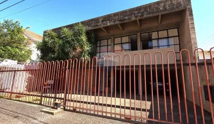 Casa para venda em Higienópolis de 687.00m² com 4 Quartos, 4 Suites e 4 Garagens