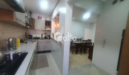 Casa de Condomínio para venda em Centro de 138.00m² com 2 Quartos, 1 Suite e 2 Garagens