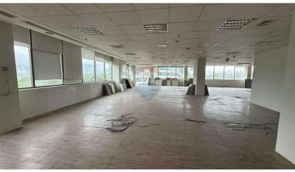 Sala Comercial para alugar em Barra Da Tijuca de 1193.00m² com 35 Garagens