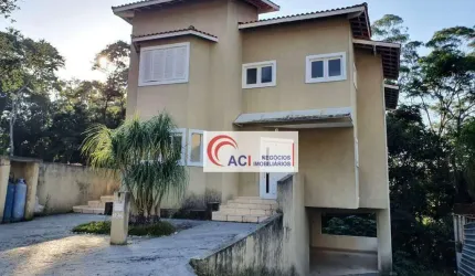 Casa de Condomínio para venda e aluguel em Vila Verde de 250.00m² com 3 Quartos, 1 Suite e 4 Garagens