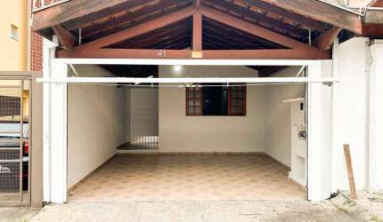 Casa para venda em Granja Daniel de 125.00m² com 2 Quartos, 1 Suite e 2 Garagens