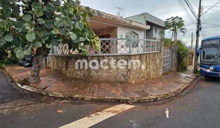 Casa para venda em Campos Elíseos de 262.00m² com 3 Quartos, 1 Suite e 4 Garagens