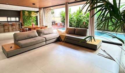 Casa para venda e aluguel em Tamboré de 400.00m² com 4 Quartos, 4 Suites e 4 Garagens