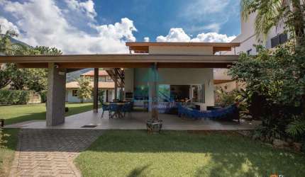 Casa para venda em Condomínio Lagoinha de 890.00m² com 4 Quartos, 4 Suites e 4 Garagens