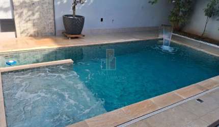Casa de Condomínio para venda em Residencial Lago Sul de 375.00m² com 4 Quartos, 4 Suites e 2 Garagens
