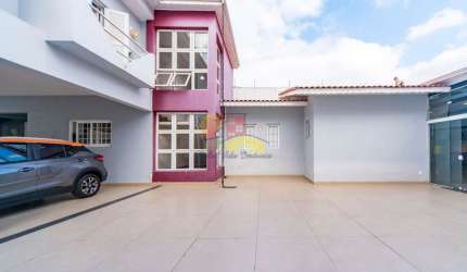 Casa para venda em Vila Assunção de 400.00m² com 4 Quartos, 4 Suites e 8 Garagens