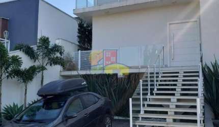 Casa de Condomínio para venda em Jardim das Paineiras de 377.00m² com 4 Quartos, 3 Suites e 3 Garagens