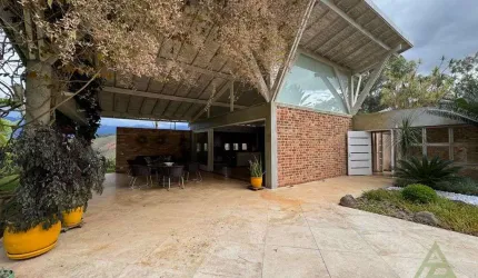 Casa de Condomínio para venda em Itaipava de 715.00m² com 5 Quartos, 5 Suites e 6 Garagens