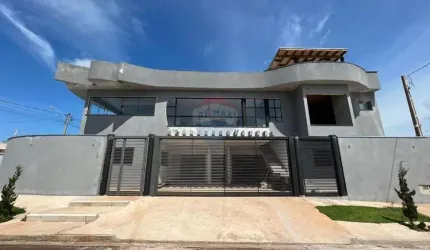 Sobrado para venda em Residencial Ouro Verde de 400.00m² com 5 Quartos e 4 Suites