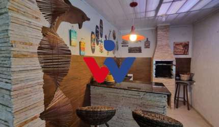 Casa para venda em Capão Raso de 125.00m² com 3 Quartos e 2 Garagens