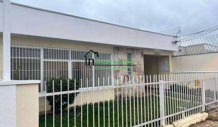 Casa para venda em Jardim Cica de 168.00m² com 3 Quartos, 1 Suite e 2 Garagens