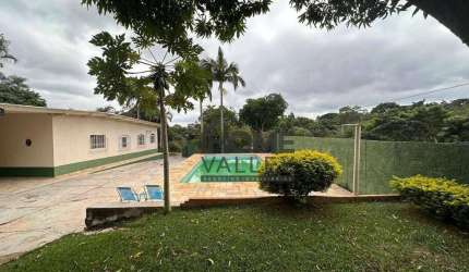 Casa para venda em Country Club de 700.00m² com 3 Quartos, 2 Suites e 10 Garagens