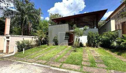 Casa de Condomínio para venda em Granja Viana de 150.00m² com 3 Quartos, 3 Suites e 2 Garagens