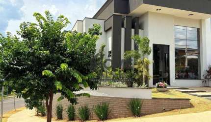 Casa de Condomínio para venda em Condominio Mantova de 204.00m² com 3 Quartos, 3 Suites e 4 Garagens