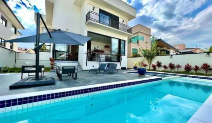 Casa de Condomínio para venda em Condomínio Reserva Da Serra de 445.00m² com 5 Quartos e 4 Suites
