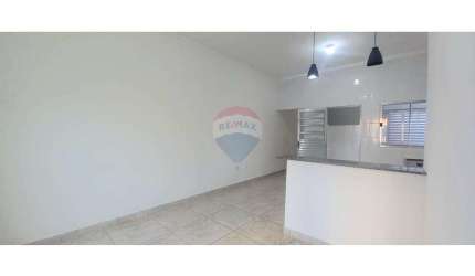 Casa para alugar em Jardim Das Figueiras Ii de 58.85m² com 2 Quartos
