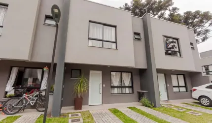Casa para venda em Santa Cândida de 104.00m² com 3 Quartos, 1 Suite e 2 Garagens