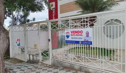 Casa para venda em Jardim Paulistano de 179.00m² com 8 Quartos e 1 Garagem