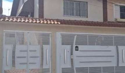 Sobrado para venda em Jardim Santa Bárbara de 250.00m² com 4 Quartos e 5 Garagens