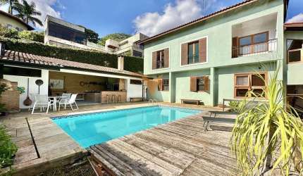 Casa para venda em Águas Da Fazendinha de 359.18m² com 4 Quartos, 3 Suites e 8 Garagens