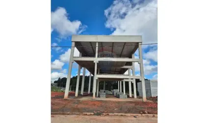 Galpão / Depósito / Armazém para alugar em Centro de 750.00m²