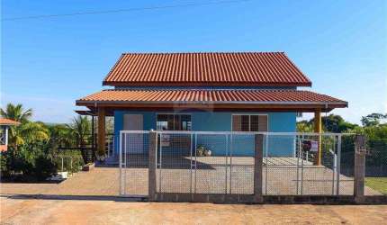 Chácara para venda em Área Rural De Santa Maria Da Serra de 381.14m² com 2 Quartos, 2 Suites e 7 Garagens