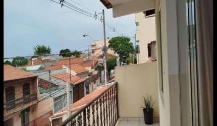 Casa para venda em Vila Hortência de 139.80m² com 6 Quartos, 2 Suites e 4 Garagens