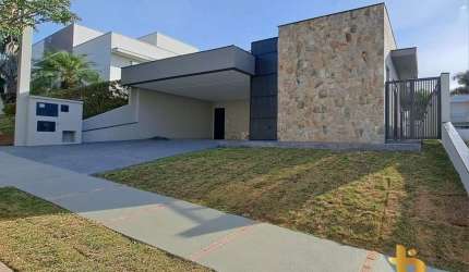 Casa para venda em Condomínio Residencial Giverny de 360.00m² com 3 Quartos, 3 Suites e 6 Garagens