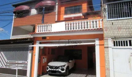 Sobrado para venda e aluguel em Parque Renato Maia de 225.00m² com 3 Quartos, 1 Suite e 2 Garagens