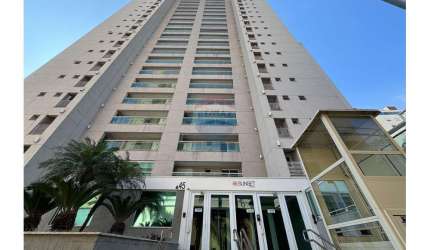 Apartamento para alugar em Jardim Botânico de 90.00m² com 2 Quartos, 1 Suite e 2 Garagens