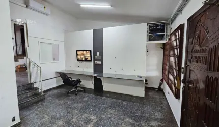 Casa para venda e aluguel em Vila Lavínia de 240.00m² com 3 Quartos, 1 Suite e 4 Garagens