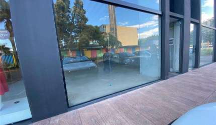 Sala Comercial para alugar em Vila Santo Antônio de 47.00m² com 2 Garagens
