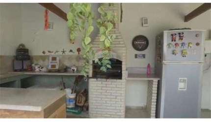Casa para venda em Jardim Guanabara de 282.00m² com 4 Quartos, 1 Suite e 2 Garagens