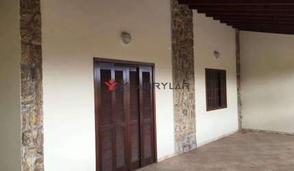 Casa para venda em Jardim Caçula de 262.00m² com 3 Quartos, 1 Suite e 2 Garagens