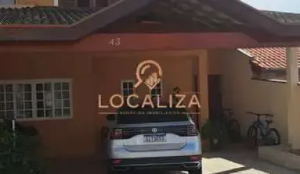 Casa para venda em Jardim Uirá de 250.00m² com 3 Quartos, 1 Suite e 2 Garagens