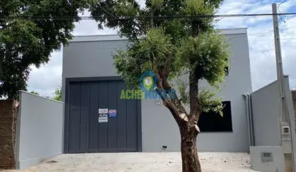 Galpão / Depósito / Armazém para venda em Dona Amélia de 250.00m² com 1 Quarto e 2 Garagens
