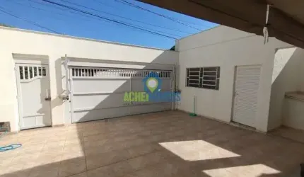 Casa para venda em Jardim Brasil de 208.00m² com 3 Quartos, 2 Suites e 4 Garagens