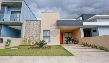 Casa de Condomínio para venda em Residencial Horto Florestal Villagio de 120.00m² com 3 Quartos, 1 Suite e 2 Garagens