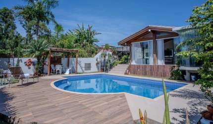 Casa para venda em Jundiaizinho (terra Preta) de 248.00m² com 3 Quartos, 2 Suites e 4 Garagens