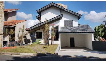 Casa para alugar em Jardim Fazenda Rincão de 330.00m² com 3 Quartos, 1 Suite e 4 Garagens