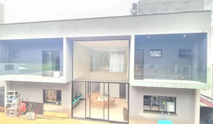 Casa de Condomínio para venda em Jardim São Pedro de 345.00m² com 4 Quartos, 4 Suites e 2 Garagens