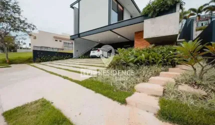 Casa para venda em Condominio Ville De France de 258.00m² com 3 Quartos, 3 Suites e 4 Garagens